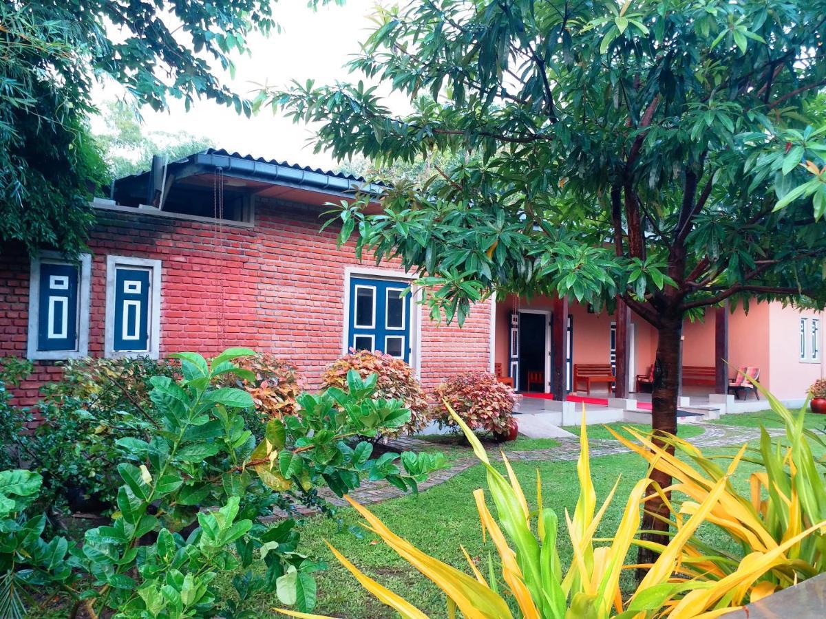 Hotel Honey Tree Polonnaruwa Exterior foto